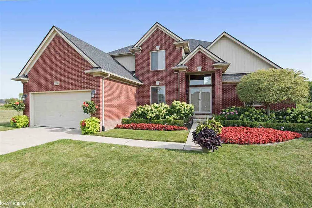 32148 Kenny Dr photo 1