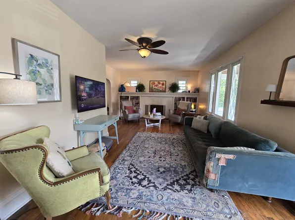 1111 Oregon Ave, Steubenville, OH 43952