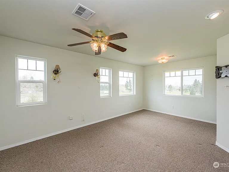 732 McFarland Dr — Photo 14