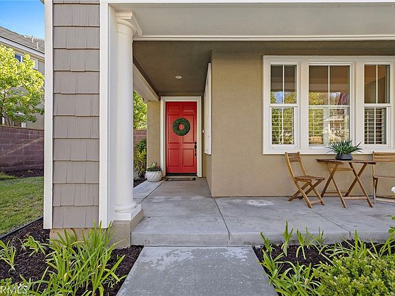 3rd image of 29 Bushwood Cir