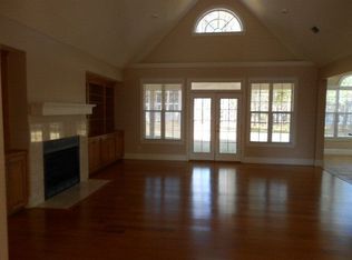 5033 Falling Springs Rd, Valdosta, GA 31602