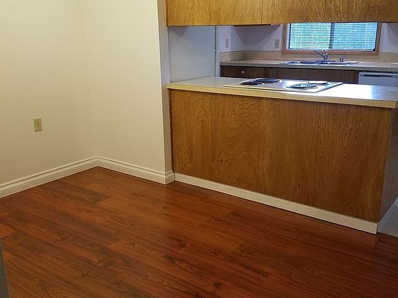 3rd image of 10217 NE 13th Ave APT 1