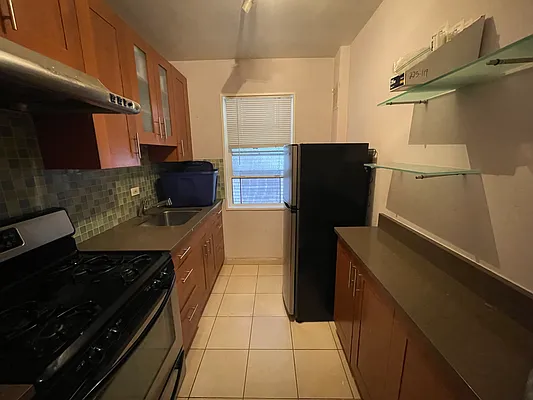 Rented by Voro, LLC | media 21