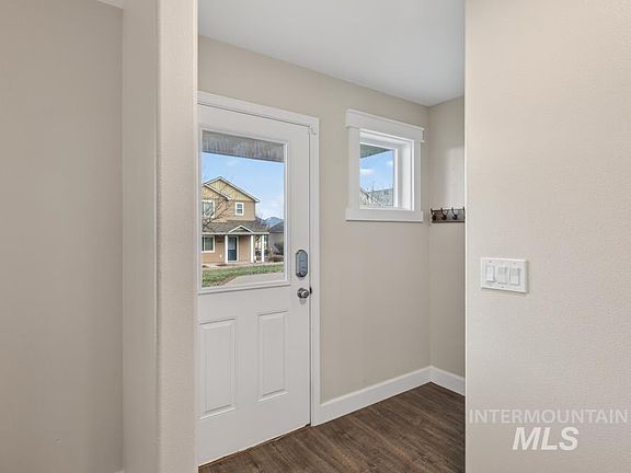 4th image of 1342 Bristol Rd