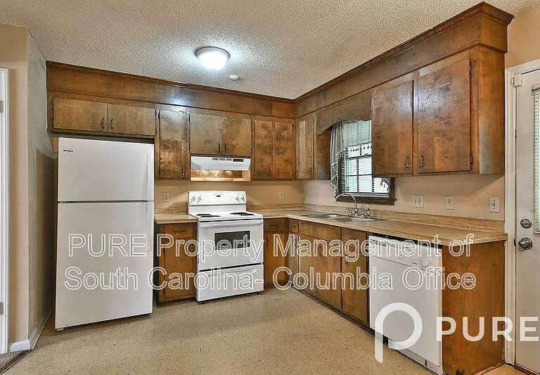 121 Manorwood Ct #C — Photo 25