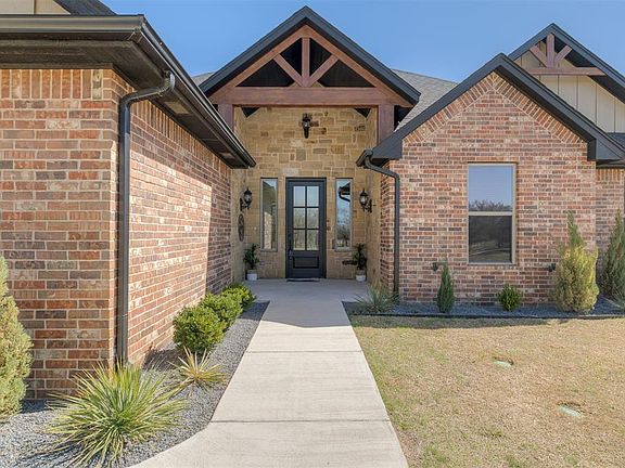 2nd image of 11014 N Banner Rd