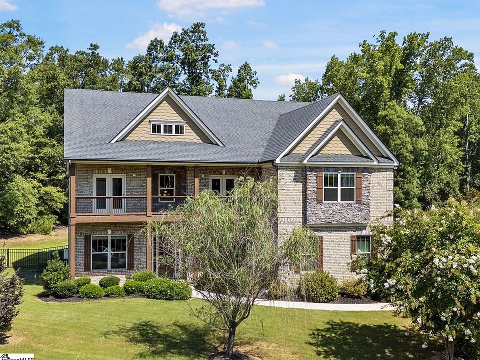1st image of 239 Tuxedo Ln