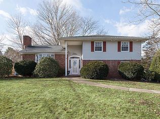 43 Crest Dr, Basking Ridge, NJ 07920