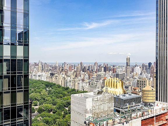 2nd image of 146 W 57th St APT 57A