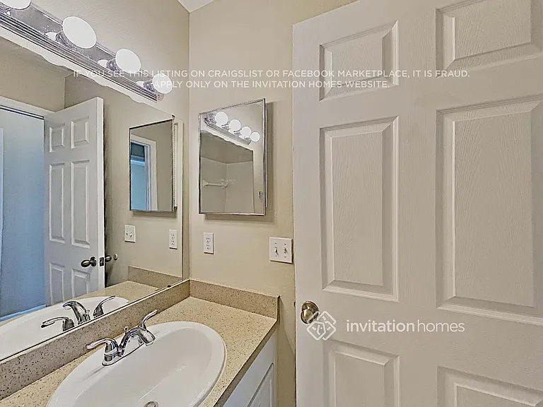 4609 Portobello Cir — Photo 17