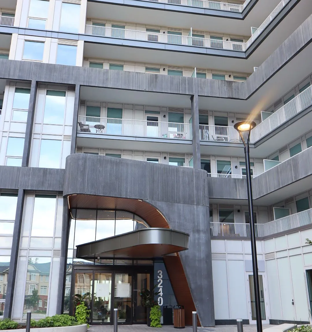 1 bed, $2,350 — Photo 1