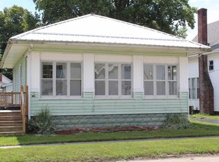 205 W South St, Argos, IN