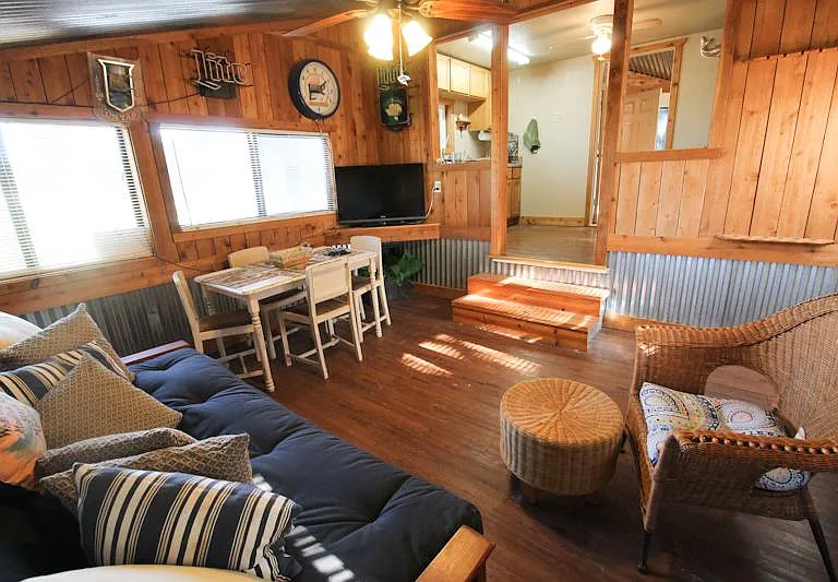 955 Faurie Rd #CABIN — Photo 12