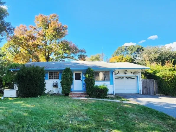 16 Mary Ann Rd, Jefferson Twp., NJ 07438