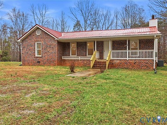 2nd image of 303 Dry Bridge Rd