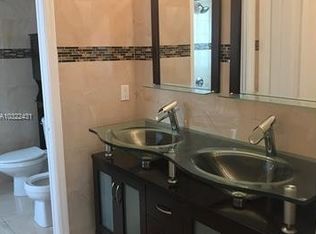 12975 NW 8th Ln, Miami, FL 33182