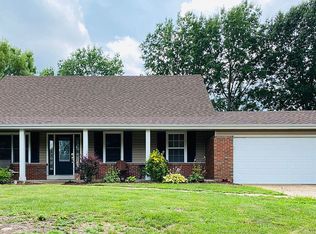 301 Stephanie Ln, Ballwin, MO