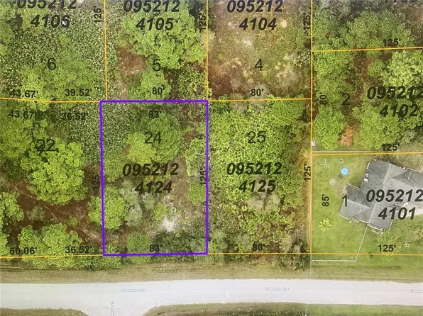 24 Cammer Ave, North Pt, FL 34291