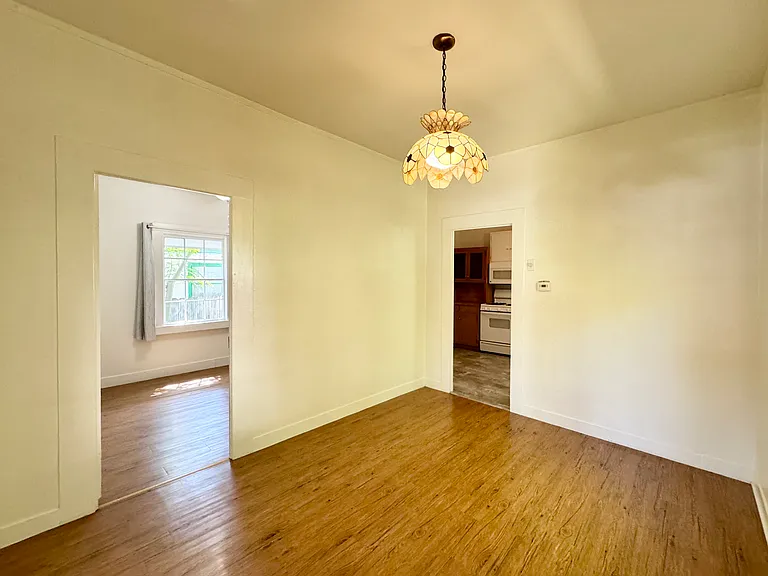 341 Coombs St — Photo 5