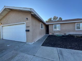 7712 Mary Lou Way, Sacramento, CA 95832