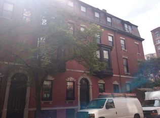 1 Exeter St, Boston, MA 02116