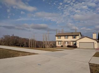 1520 S 60th St, West Des Moines, IA 50266