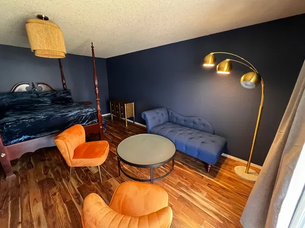 206 Doris Dr, Newberg, OR 97132