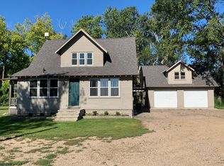 70681 300th St, Dassel, MN 55325