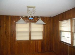 1530 Lone Oak Rd, Eagan, MN 55121