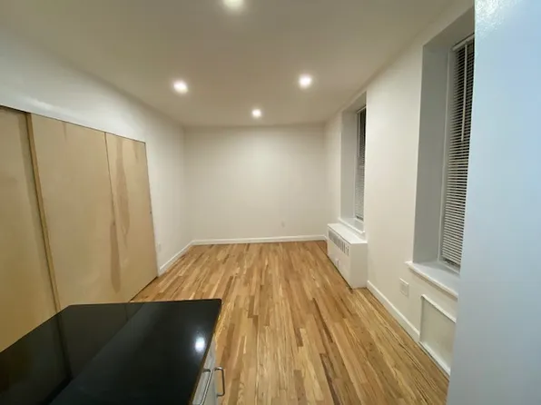 446 Central Park W APT 3C, New York, NY 10025