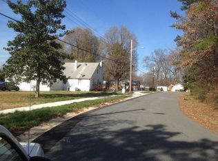 729 Dawn Cres, Charlotte, NC 28213