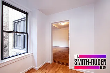 Rented by R New York