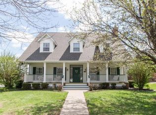 2402 W Dearborn St, Springfield, MO 65807