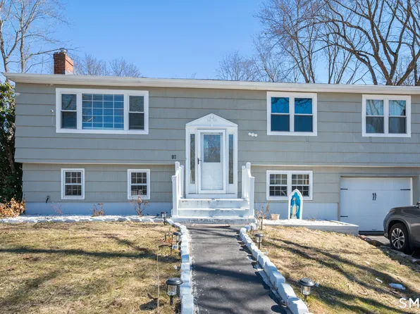 18 Crestwood Trail, East Hartford, CT 06118