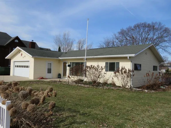 307 Mill Street, Fox Lake, WI 53933