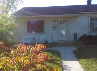 3619 S Taylor Ave, Milwaukee, WI 53207