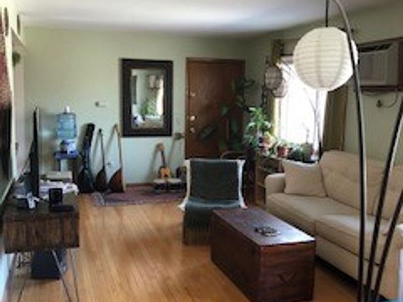 4th image of 222 Merry St APT 15
