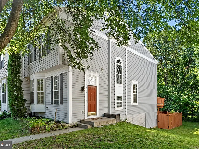 217 Miles River Ct — Photo 1