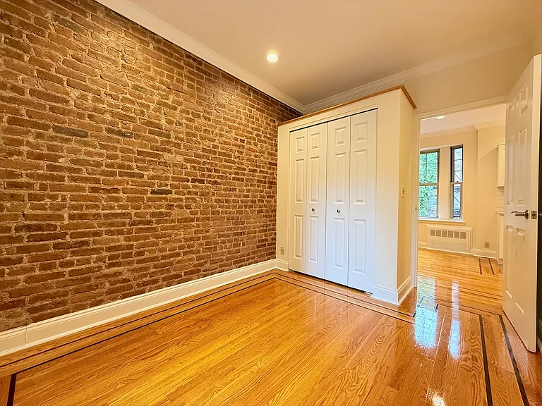 61 W 10th St #2D — Photo 6