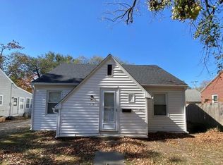 517 N East St, Olney, IL 62450