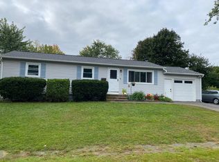 5 Simonds Rd, Portsmouth, NH 03801