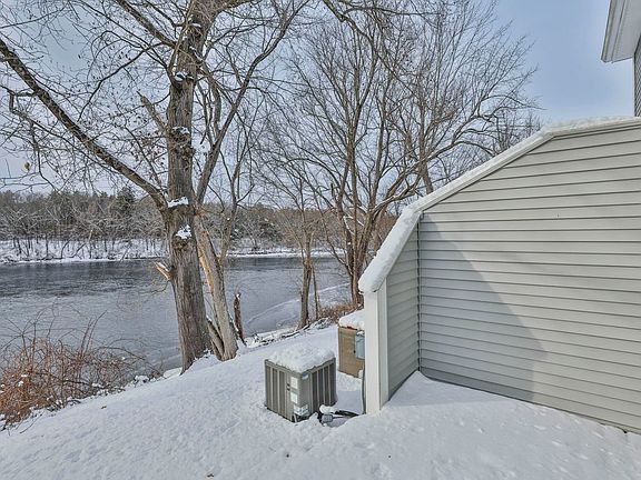 3rd image of 3030 Brown Avenue #20