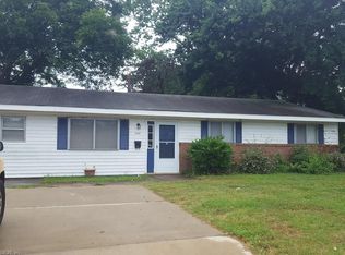 348 Fox Hill Rd, Hampton, VA 23669