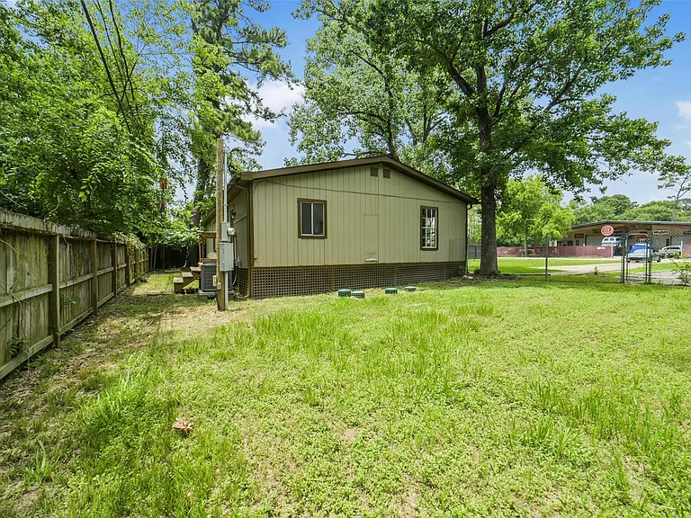11023 Forrest Valley Dr — Photo 33