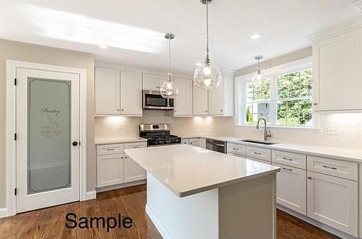 3rd image of 5 Westdale Ave