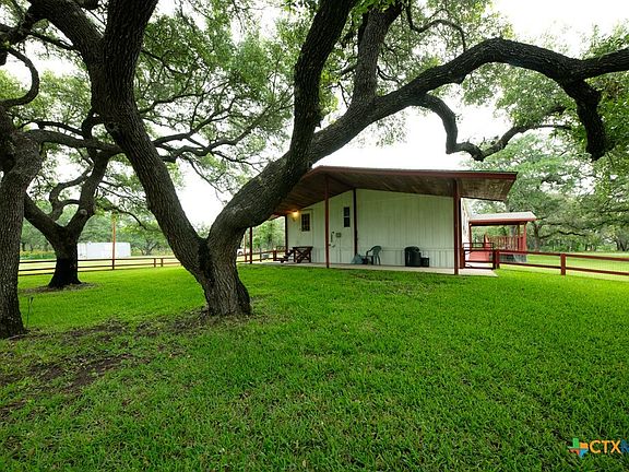 2nd image of 104 Longhorn Rd