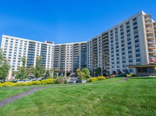 2 Claridge Dr PENTHOUSE 12HW, Verona, NJ 07044