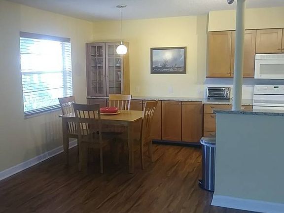 3rd image of 227 Castlewood Dr Floor 107-1