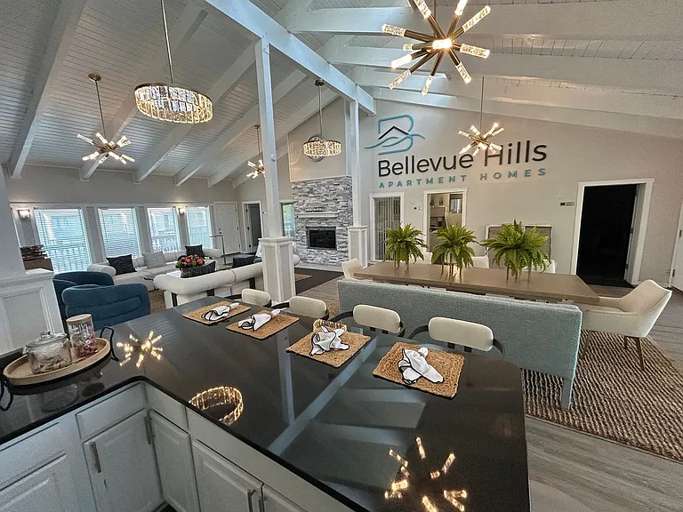 Bellevue Hills Apartment Homes — Photo 39