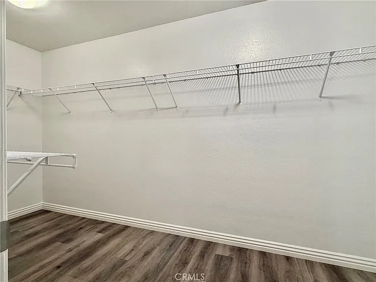 15637 Lasselle St — Photo 12